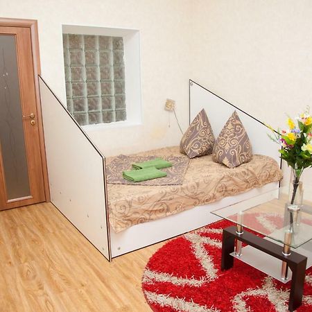 Zaporizhia Semi-Luxury Apartment On Zhukovskogo Street 57 المظهر الخارجي الصورة